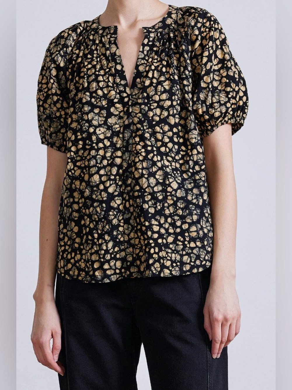 Apiece Apart Calder Puff Sleeve Top in Batik Floral Black Blouse Size 4 NEW